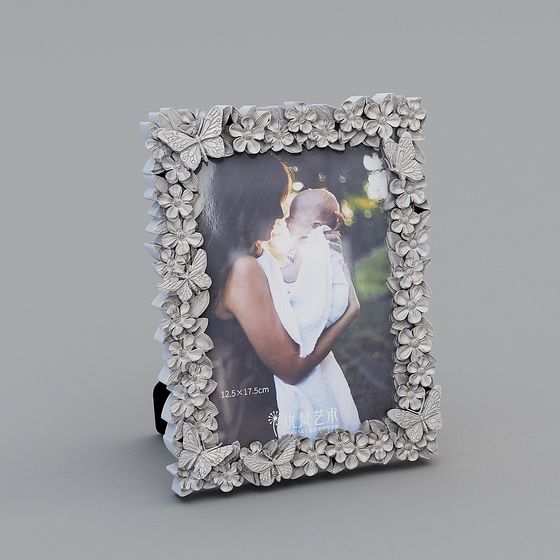 Elegant Low-Poly Photo Frame 3D model for Creative Projects