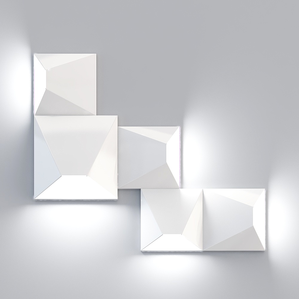 Lampada da parete multifaccettata quadrata